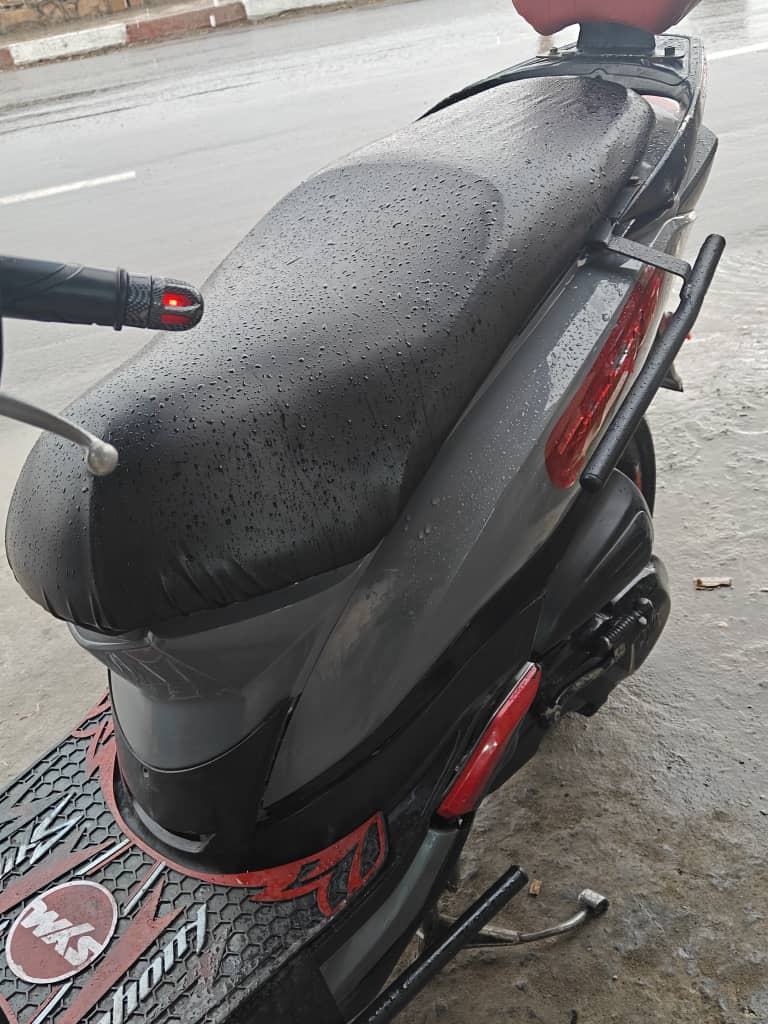 غطاء حماية مقعد الدراجة النارية – مظهر جديد وتركيب سهل 🏍️🛡️